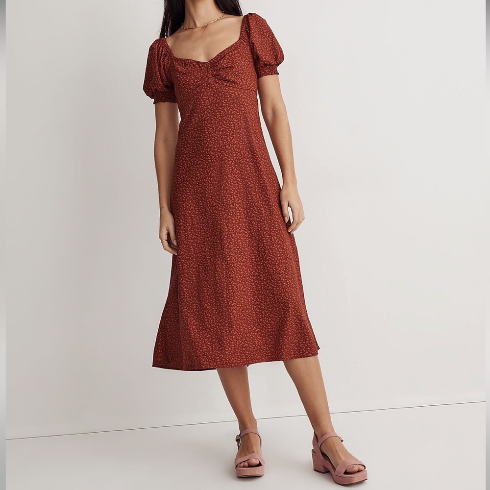 Like New Madewell Sweetheart Puff-Sleeve Midi Dress in Carmine Floral size 10